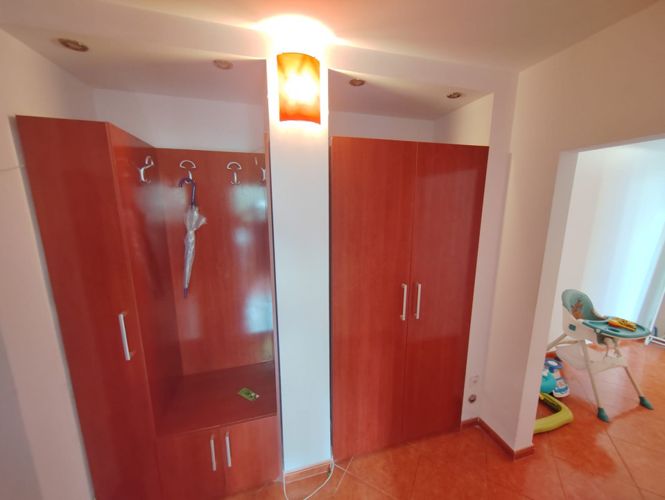 Apartament 3 camere Dristor foarte curat mobilat si utilat