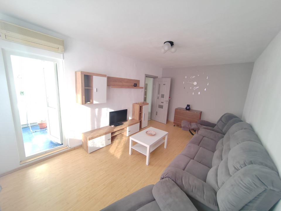 Apartament 3 camere Diham Centrala proprie loc parcare