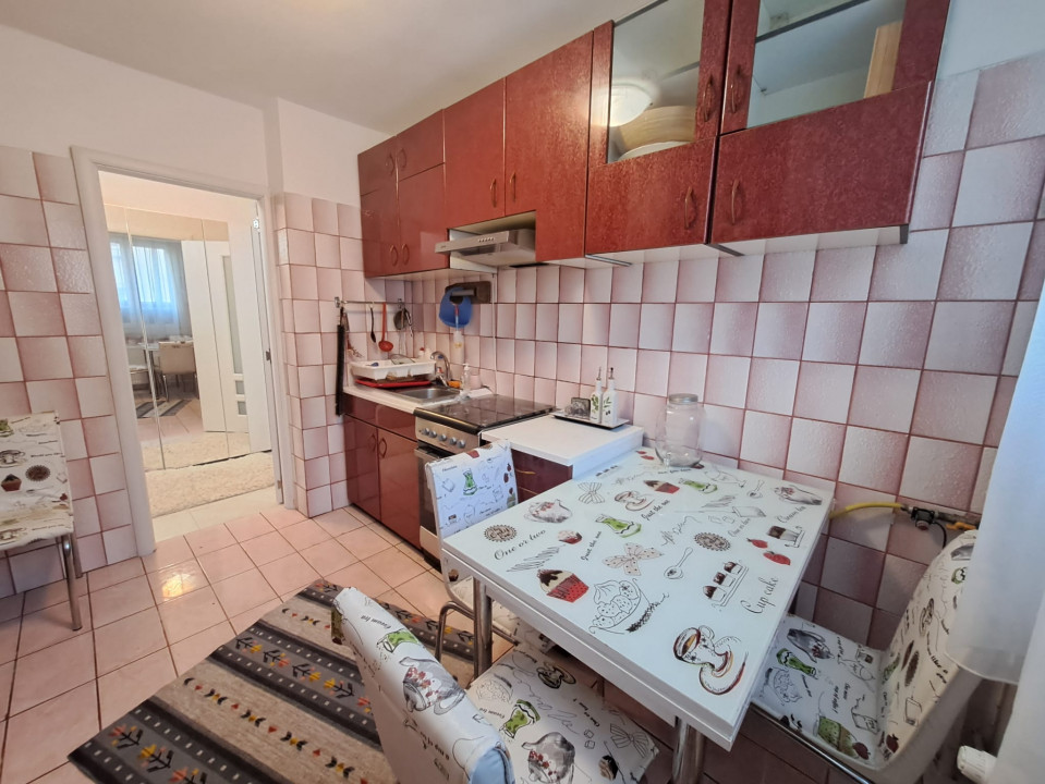 Apartament 3 camere plus loc de parcare Drumul Taberei