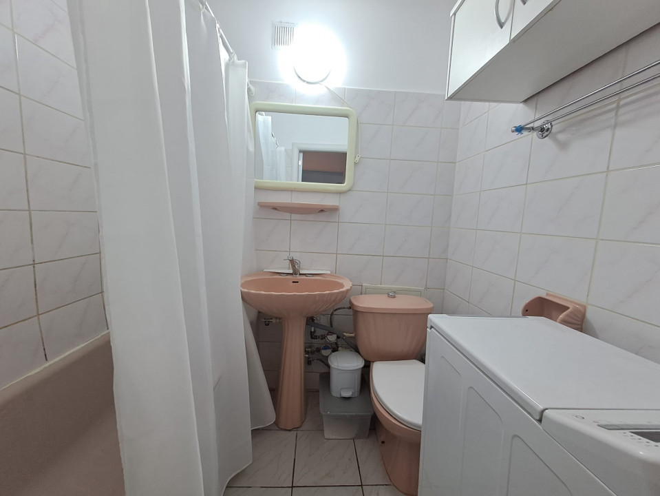 Apartament 3 camere plus loc de parcare Drumul Taberei