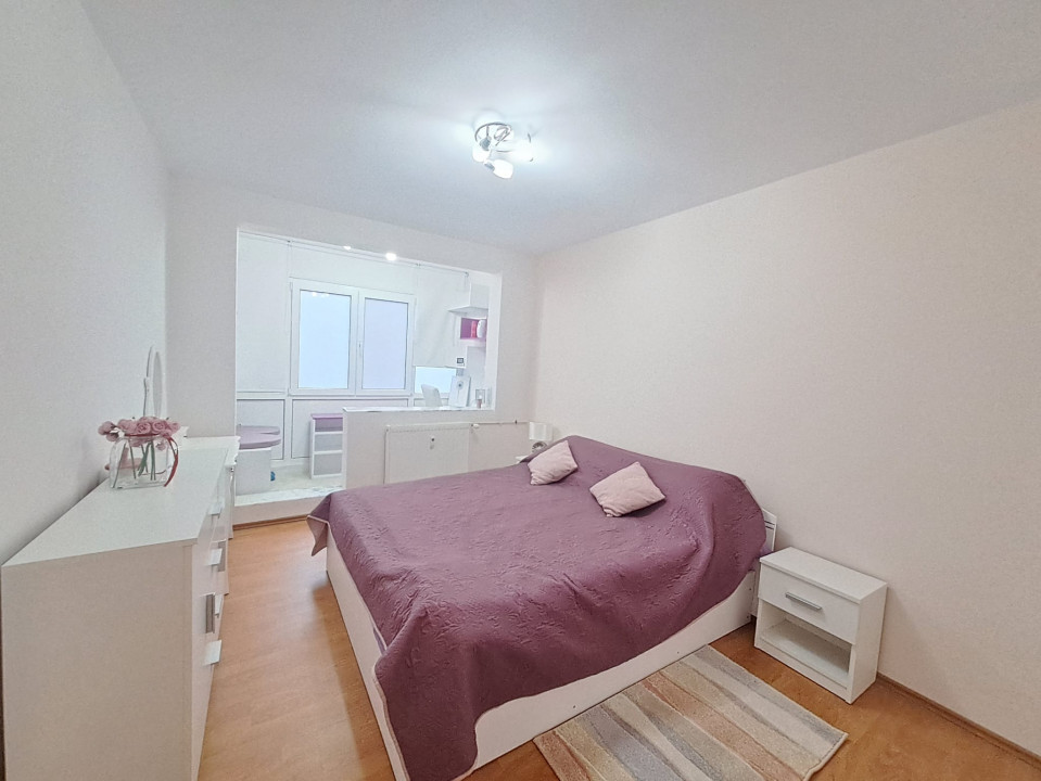 Apartament 3 camere plus loc de parcare Drumul Taberei