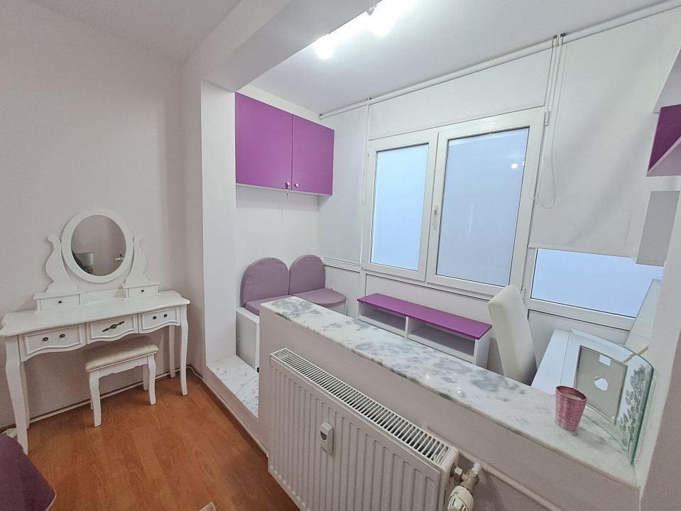 Apartament 3 camere plus loc de parcare Drumul Taberei