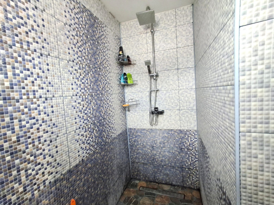 De Vânzare  Casa  Andronache