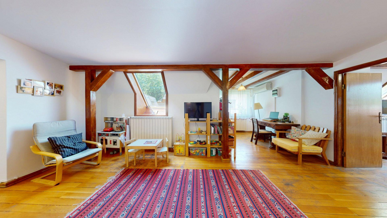 Casa de Vanzare  Traian